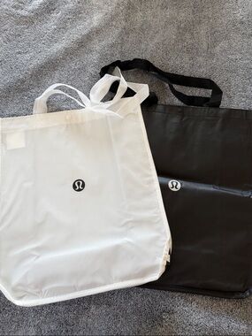 Lululemon Reusable Tote Bag Duo - Black & White, Large sized
